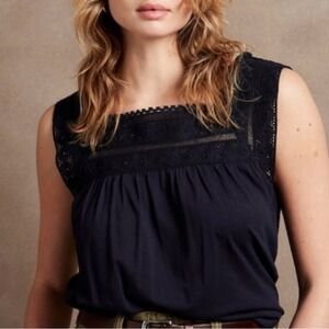 NWT Banana Republic Black Crocheted Lace Square Neck Sleeveless Top, Size XS